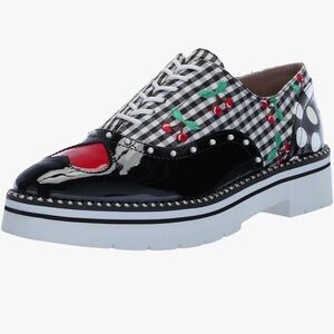 Betsey Johnson Abbott Oxford shoes hearts cherries black white sz 11
